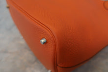 画像をギャラリービューアに読み込む, HERMES／エルメス ピコタンロックＭＭ トリヨンクレマンス オレンジ □O刻印 ハンドバッグ 800030154
