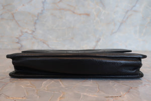 CHANEL CC mark chain wallet Caviar skin Black/Gold hadware Shoulder bag 700090052