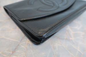 CHANEL CC mark chain wallet Caviar skin Black/Gold hadware Shoulder bag 700090052