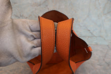 画像をギャラリービューアに読み込む, HERMES／エルメス ピコタンロックＭＭ トリヨンクレマンス オレンジ □O刻印 ハンドバッグ 800030154
