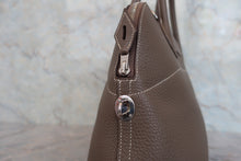 将图片加载到图库查看器，HERMES／BOLIDE 31 Clemence leather Etoupe gray □O刻印 Shoulder bag 800050095
