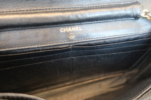 CHANEL CC mark chain wallet Caviar skin Black/Gold hadware Shoulder bag 700090052