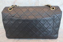 Load image into Gallery viewer, CHANEL Bias stitch chain shoulder bag Lambskin Black/Gold hadware Shoulder bag 600040083
