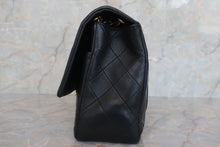 Load image into Gallery viewer, CHANEL Bias stitch chain shoulder bag Lambskin Black/Gold hadware Shoulder bag 600040083
