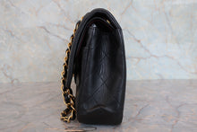 Load image into Gallery viewer, CHANEL Matelasse double flap double chain shoulder bag Lambskin Black/Gold hadware Shoulder bag 800070183
