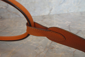 HERMES／エルメス リンディ30 トリヨンクレマンス オレンジ □N刻印 ショルダーバッグ 700030284