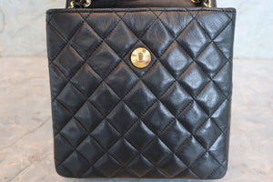 CHANEL/シャネル マトラッセチェーンショルダーバッグ ラムスキン ブラック/ゴールド金具 ショルダーバッグ 700090099