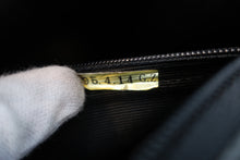 将图片加载到图库查看器，CHANEL/香奈儿 coco小姐 手提包 荔枝皮 Black/Gold hardware(黑色/金色金属) 手提包 800100014
