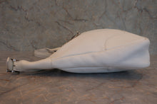 画像をギャラリービューアに読み込む, HERMES／エルメス トリム35 トリヨンクレマンス ホワイト □E刻印 ショルダーバッグ 800020099
