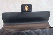 將圖片載入圖庫檢視器 CHANEL/シャネル マトラッセハンドバッグ キャビアスキン ブラック/ゴールド金具 ハンドバッグ 700070038
