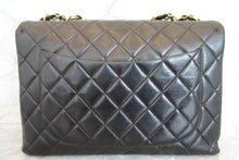 将图片加载到图库查看器，CHANEL/香奈儿 中号CF 单盖包 链条包 羊皮 Black/Gold hadware(黑色/金色金属) 肩背包 700060096
