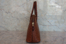Load image into Gallery viewer, HERMES／BOLIDE 27 Ostrich lether Brown 〇Y Engraving Shoulder bag 800060121
