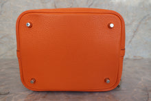 Load image into Gallery viewer, HERMES PICOTIN LOCK MM Clemence leather Orange □O Engraving Hand bag 600120186
