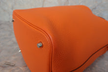 Load image into Gallery viewer, HERMES PICOTIN LOCK MM Clemence leather Orange □O Engraving Hand bag 600120186
