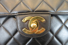 将图片加载到图库查看器，CHANEL/香奈儿 中号CF 单盖包 链条包 羊皮 Black/Gold hadware(黑色/金色金属) 肩背包 700060096
