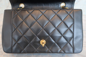 CHANEL/シャネル ダイアナマトラッセチェーンショルダーバッグ ラムスキン ブラック/ゴールド金具 ショルダーバッグ 700090098