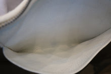 画像をギャラリービューアに読み込む, HERMES／エルメス トリム35 トリヨンクレマンス ホワイト □E刻印 ショルダーバッグ 800020099
