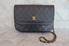將圖片載入圖庫檢視器 CHANEL/シャネル マトラッセＷフラップチェーンショルダーバッグ ラムスキン ブラック/ゴールド金具 ショルダーバッグ 800070122
