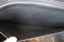 将图片加载到图库查看器，CHANEL/香奈儿 中号CF 单盖包 链条包 羊皮 Black/Gold hadware(黑色/金色金属) 肩背包 700060096
