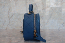 画像をギャラリービューアに読み込む, CHANEL/シャネル ココマーク2WAYバッグ ラムスキン ブルー/ゴールド金具 ショルダーバッグ 700050126
