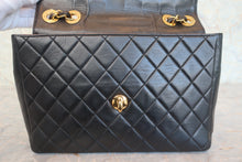 将图片加载到图库查看器，CHANEL/香奈儿 中号CF 单盖包 链条包 羊皮 Black/Gold hardware(黑色/金色金属) 肩背包 800090181

