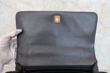将图片加载到图库查看器，CHANEL/香奈儿 CF 梯形 手提包 荔枝皮 Black/Gold hadware(黑色/金色金属) 手提包 800030136
