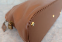 Load image into Gallery viewer, HERMES BOLIDE 35 Gulliver leather Brown 〇O Engraving Hand bag 600050092
