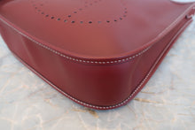 将图片加载到图库查看器，HERMES  EVELYNE1 PM Chamonix leather Rouge H □D刻印 Shoulder bag 800060212
