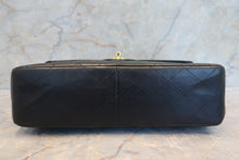 画像をギャラリービューアに読み込む, CHANEL/シャネル 中マトラッセシングルフラップチェーンショルダーバッグ ラムスキン ブラック/ゴールド金具 ショルダーバッグ 700100161
