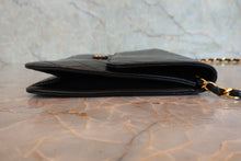 将图片加载到图库查看器，CHANEL/香奈儿 CF 按压锁 链条包 羊皮 Black/Gold hardware(黑色/金色金属) 肩背包 800090169
