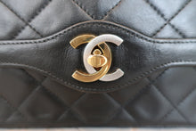 画像をギャラリービューアに読み込む, CHANEL/シャネル パリ限定ミニマトラッセダブルフラップチェーンショルダーバッグ ラムスキン ブラック/ゴールド金具 ショルダーバッグ 800030163
