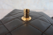 画像をギャラリービューアに読み込む, CHANEL/シャネル パリ限定ミニマトラッセダブルフラップチェーンショルダーバッグ ラムスキン ブラック/ゴールド金具 ショルダーバッグ 800030163
