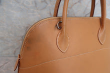 Load image into Gallery viewer, HERMES BOLIDE 35 Box carf leather Natural □C Engraving Shoulder bag 600070027
