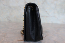 Load image into Gallery viewer, CHANEL CC Chain shoulder Lambskin Black/Gold hadware Shoulder bag 800070171
