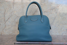 Load image into Gallery viewer, HERMES／BOLIDE 31 Clemence leather Blue jean □O Engraving Hand bag 700120075
