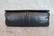 Load image into Gallery viewer, CHANEL CC Chain shoulder Lambskin Black/Gold hadware Shoulder bag 800070171
