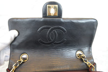 将图片加载到图库查看器，CHANEL/香奈儿 迷你CF 单盖 链条包 羊皮 Black/Gold hadware(黑色/金色金属) 肩背包 700060145
