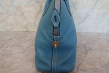 Load image into Gallery viewer, HERMES／BOLIDE 31 Clemence leather Blue jean □O Engraving Hand bag 700120075
