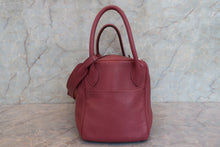 Load image into Gallery viewer, HERMES LINDY 30 Clemence leather Bois de rose □O Engraving Shoulder bag 700090129
