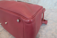 Load image into Gallery viewer, HERMES LINDY 30 Clemence leather Bois de rose □O Engraving Shoulder bag 700090129
