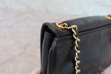 Load image into Gallery viewer, CHANEL CC Chain shoulder Lambskin Black/Gold hadware Shoulder bag 800070171
