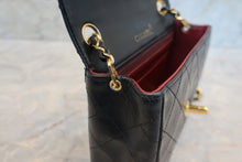 将图片加载到图库查看器，CHANEL/香奈儿 迷你CF 单盖 链条包 羊皮 Black/Gold hadware(黑色/金色金属) 肩背包 700100193
