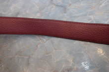Load image into Gallery viewer, HERMES LINDY 30 Clemence leather Bois de rose □O Engraving Shoulder bag 700090129
