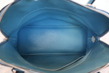Load image into Gallery viewer, HERMES／BOLIDE 31 Clemence leather Blue jean □O Engraving Hand bag 700120075
