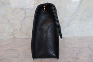CHANEL/シャネル 台形チェーンショルダーバッグ ラムスキン ブラック/ゴールド金具 ショルダーバッグ 700080081