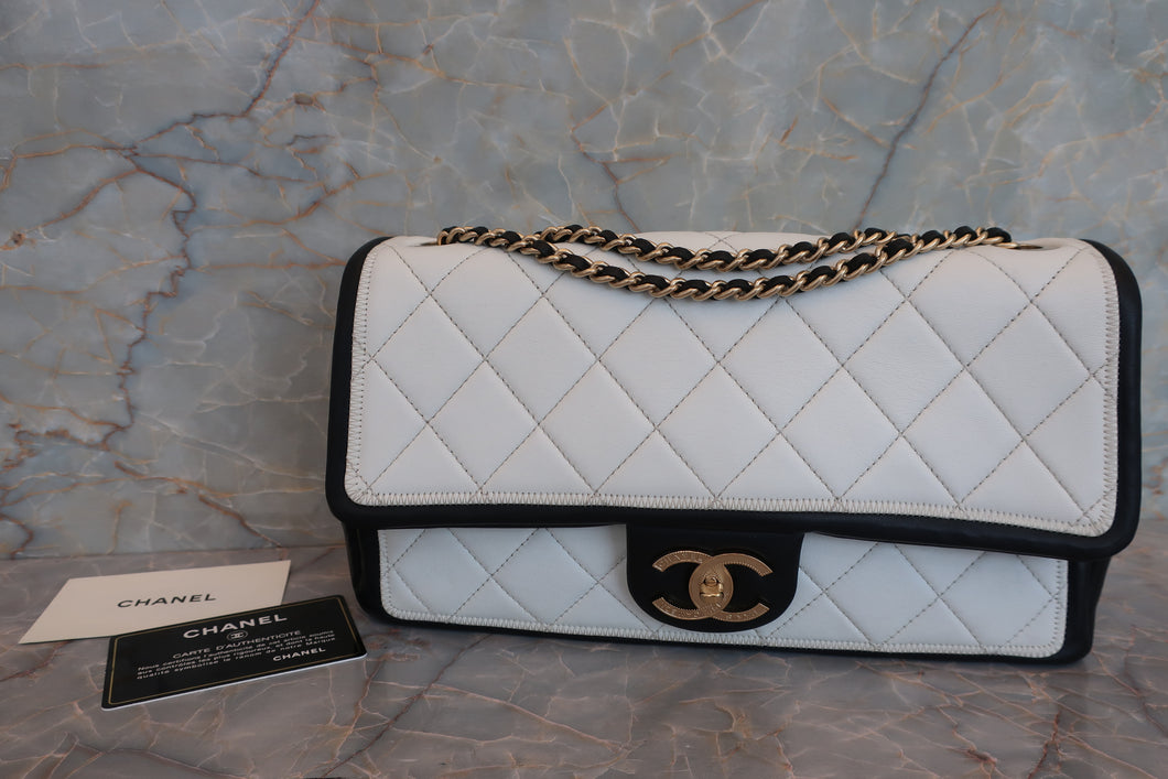 CHANEL/シャネル マトラッセチェーンショルダーバッグ ラムスキン ブラック/ホワイト/ゴールド金具 ショルダーバッグ 700070047