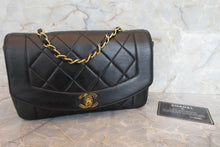 将图片加载到图库查看器，CHANEL/香奈儿 戴妃 CF 链条包 羊皮 Black/Gold hadware(黑色/金色金属) 肩背包 700060137
