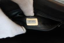 Load image into Gallery viewer, CHANEL CC Chain shoulder Lambskin Black/Gold hadware Shoulder bag 800070171
