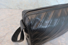 将图片加载到图库查看器，CHANEL/香奈儿 经典双C 流苏 链条包 羊皮 Black/Gold hadware(黑色/金色金属) 肩背包 800030201
