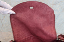 Load image into Gallery viewer, HERMES LINDY 30 Clemence leather Bois de rose □O Engraving Shoulder bag 700090129
